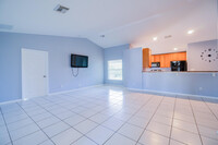 431 NW Ravenswood Ln in Port St. Lucie, FL - Foto de edificio - Building Photo