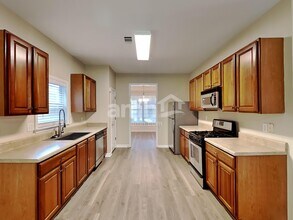 295 Springs Xing in Canton, GA - Building Photo - Building Photo