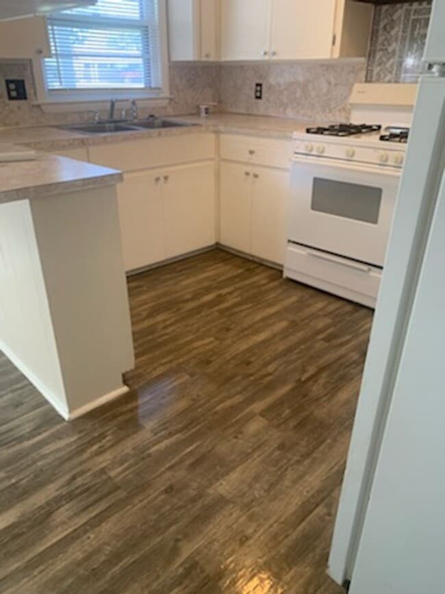 695 Bertha Jones Rd in Rowland, NC - Building Photo - Building Photo