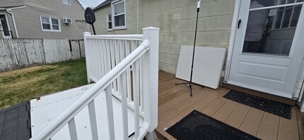 35 Universal Ave in Woodbridge Township, NJ - Building Photo - Building Photo