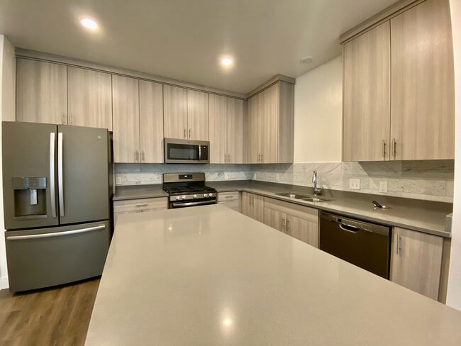 428 W 40 S in Providence, UT - Building Photo - Building Photo