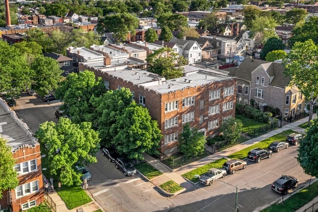 4301 W Potomac Ave Chicago, IL 60651 in Chicago, IL - Building Photo - Building Photo