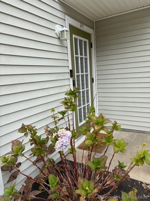 130 Meridian St in Groton, CT - Building Photo - Building Photo