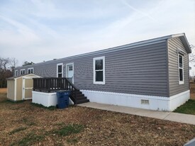 1269 N Adkins Hill Rd in Norman, OK - Building Photo