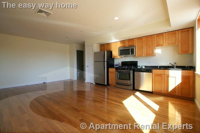 property at 2 Beech St