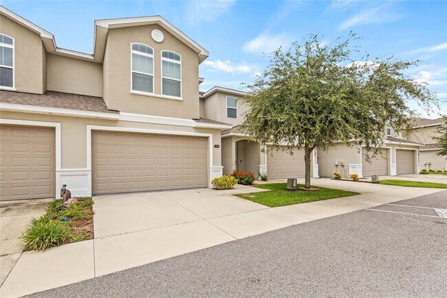 1950 Lake Ridge Blvd in Clearwater, FL - Building Photo - Building Photo