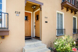 840 S Curson Ave in Los Angeles, CA - Building Photo - Building Photo