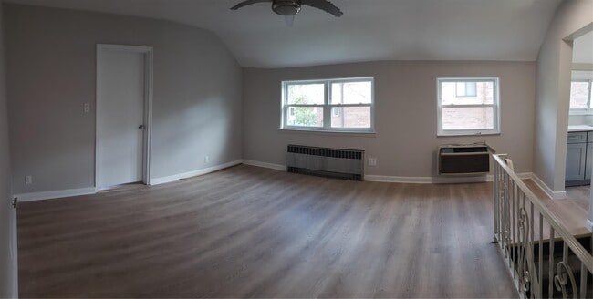 property at 1981 Pilgrim Ave