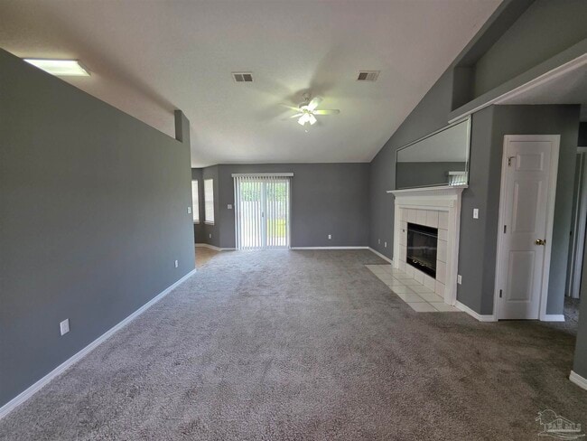 6024 Yellow Rose Dr in Pensacola, FL - Building Photo - Building Photo