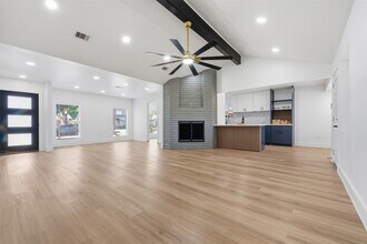 9622 Clanton St in Houston, TX - Building Photo - Building Photo