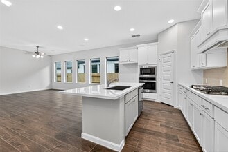 407 Big Pne Trl in Rosenberg, TX - Foto de edificio - Building Photo