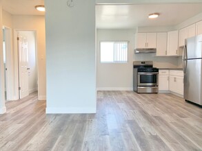 4050 W El Segundo Blvd in Hawthorne, CA - Building Photo - Building Photo