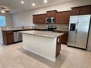 9008 Savannah Magnolia Ln in Orlando, FL - Building Photo - Building Photo