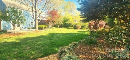 2015 Glouchester Cir in Charlotte, NC - Building Photo - Building Photo