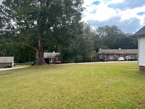 598 Adamson Ave in Carrollton, GA - Building Photo - Building Photo