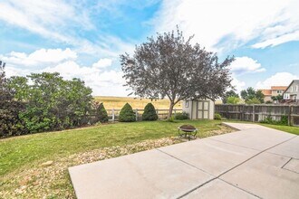19859 E Caspian Cir in Aurora, CO - Building Photo - Building Photo