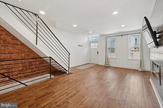 2518 Carpenter St in Philadelphia, PA - Building Photo - Building Photo