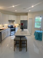253 SW Coconut Key Way in Port St. Lucie, FL - Foto de edificio - Building Photo