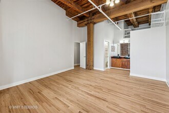 331 S Peoria St in Chicago, IL - Building Photo - Building Photo