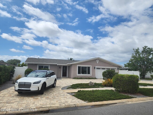 property at 1665 S Shelter Trail
