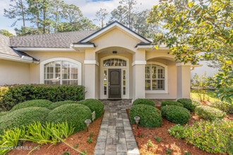 1892 Vista Lakes Dr in Orange Park, FL - Building Photo - Building Photo