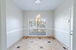 15423 Day Trip Trail in Cypress, TX - Building Photo