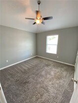 133 S Pinyon Point in Fayetteville, AR - Building Photo