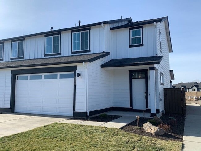 property at 2359 NE Victor Pl