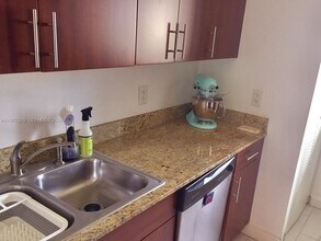 7400 NE 6th Ct in Miami, FL - Building Photo - Building Photo