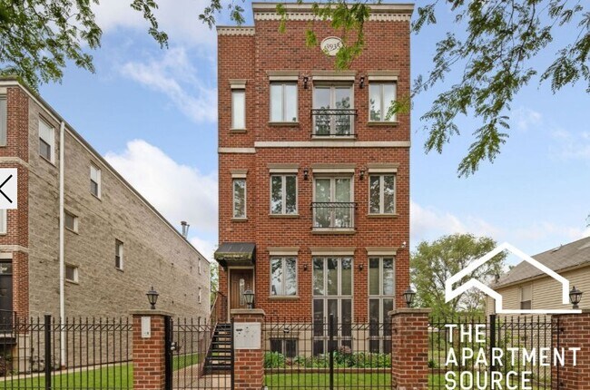 3935 S Wells St, Unit 1 in Chicago, IL - Foto de edificio - Building Photo