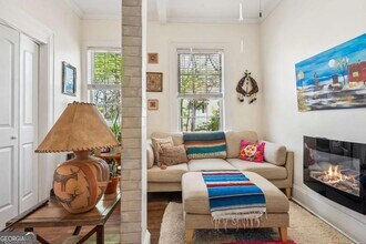 737 Barnett St NE in Atlanta, GA - Building Photo - Building Photo