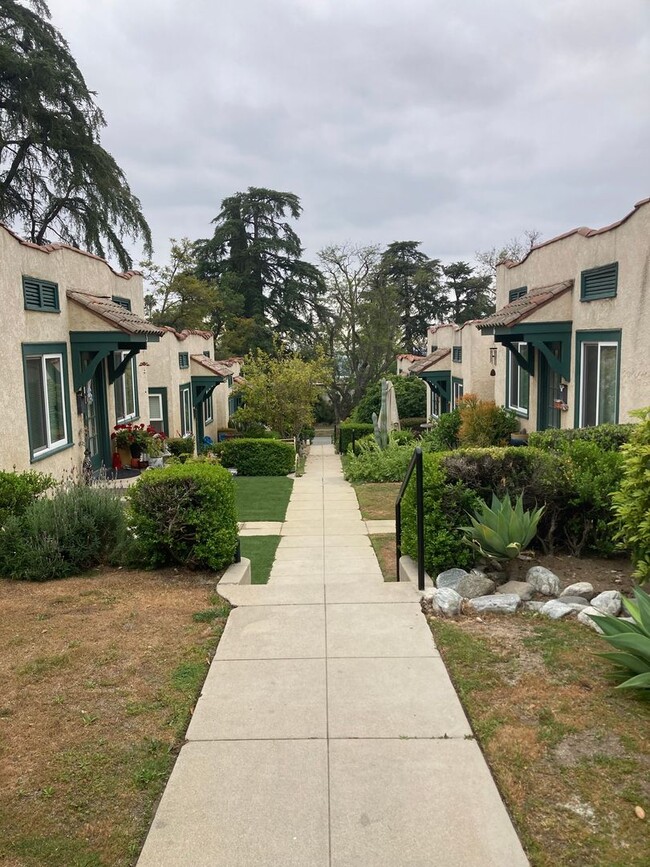 property at 458 N Baldwin Ave
