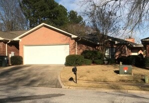 625 Lanier Pl in Tuscaloosa, AL - Building Photo