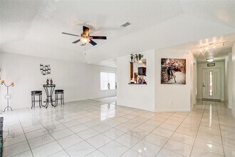 8003 Goldengrove Dr in Spring, TX - Building Photo - Building Photo