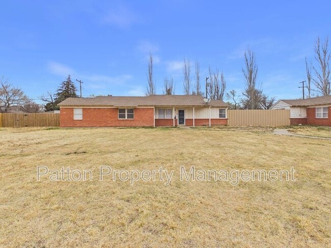 property at 3008 Westhaven Dr