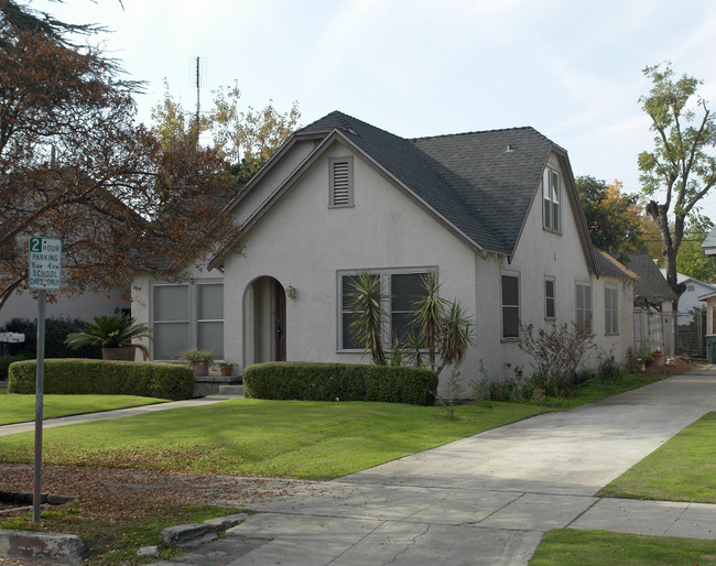 2025 N Wilson Ave in Fresno, CA - Building Photo - Building Photo