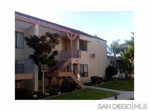 10895 Camino Ruiz in San Diego, CA - Building Photo - Building Photo