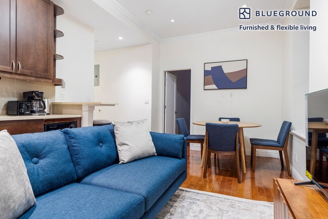 488 7th Ave in New York, NY - Building Photo - Building Photo