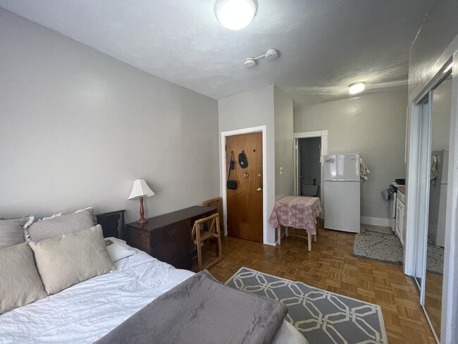 43 Anderson St, Unit A