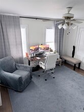 31 Ireland Pl in Amityville, NY - Building Photo - Building Photo