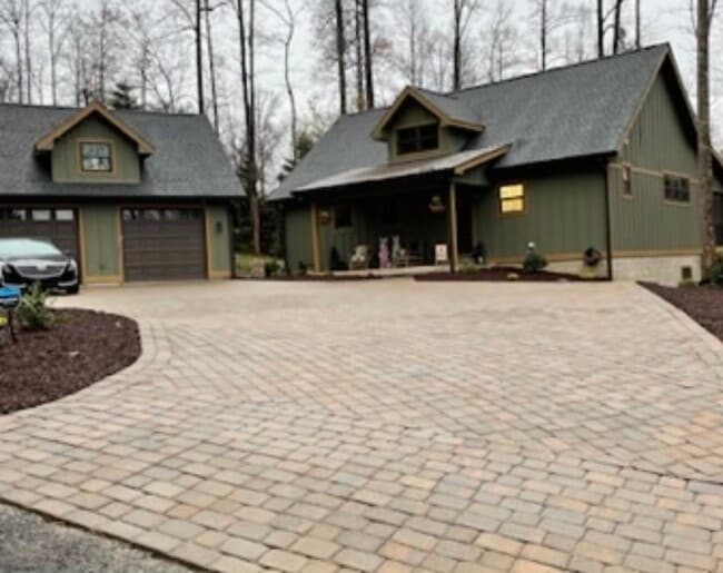 property at 18 Twisted Birch Dr