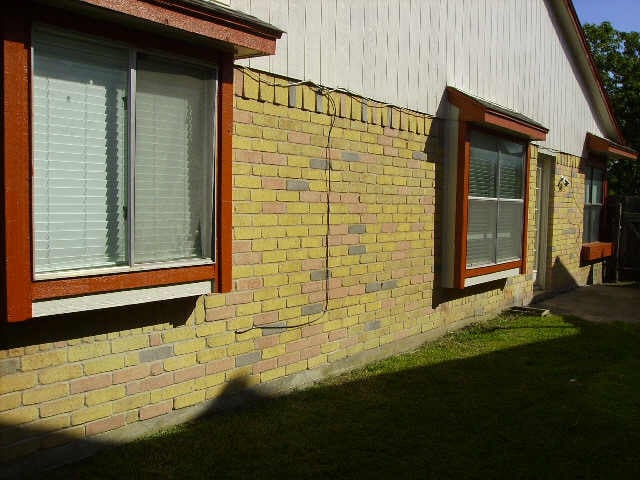 2046 Hickory Glen Dr in Missouri City, TX - Building Photo - Building Photo