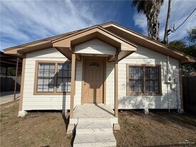 9 Santa Rosa in Edcouch, TX - Building Photo