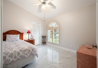 624 Lambton Ln in Naples, FL - Building Photo - Building Photo