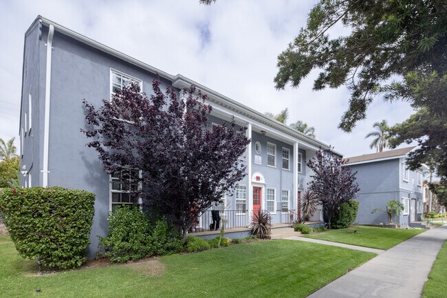 The Toledo in Long Beach, CA - Foto de edificio - Building Photo