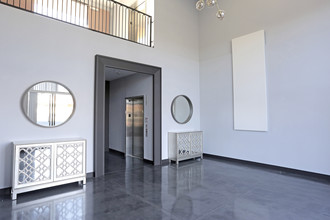 Villa Madrid in Lakewood, CA - Building Photo - Lobby