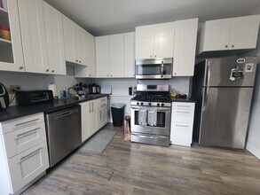 5 Sayward Pl in Boston, MA - Building Photo - Building Photo