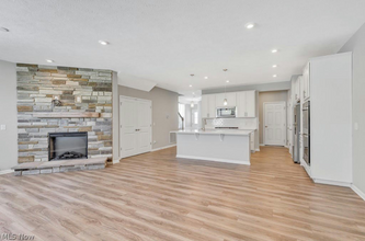 855 Dipper Ln in Aurora, OH - Building Photo - Building Photo