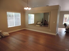 4150 Manchester Dr in Napa, CA - Foto de edificio - Building Photo