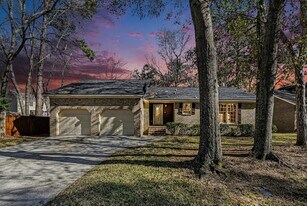 108 Laurels Curve in Summerville, SC - Building Photo